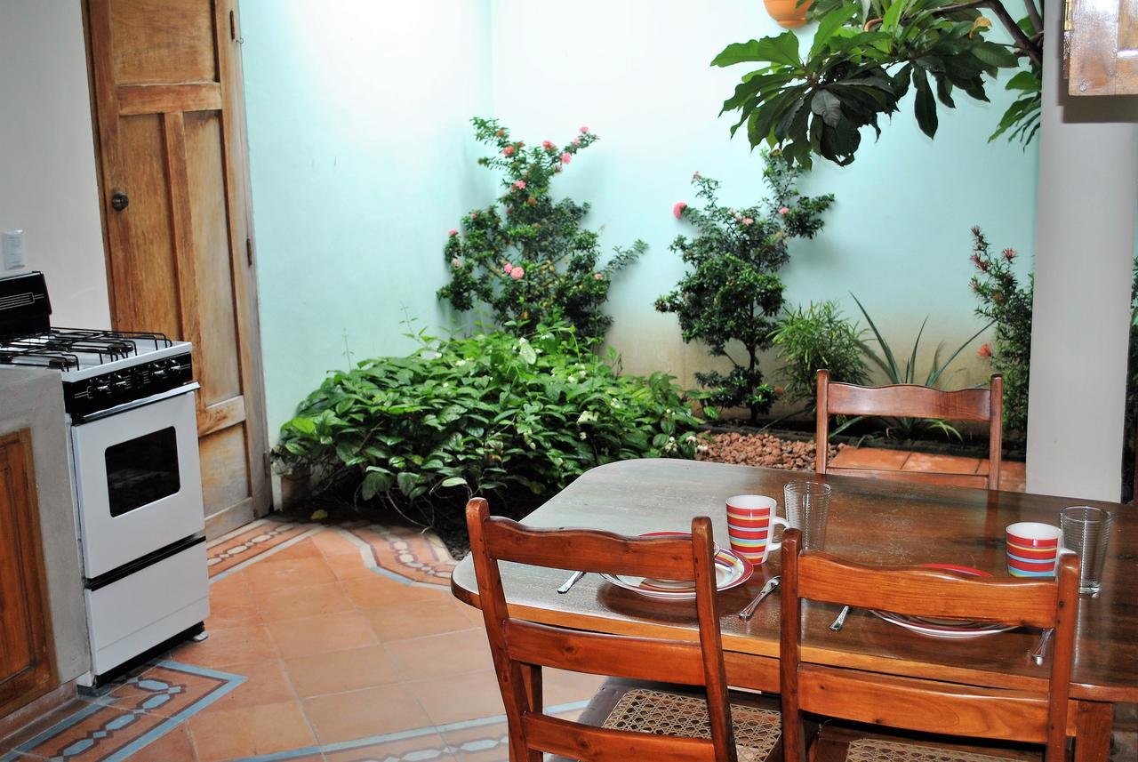 Casa Calala Aparthotel Granada Eksteriør bilde